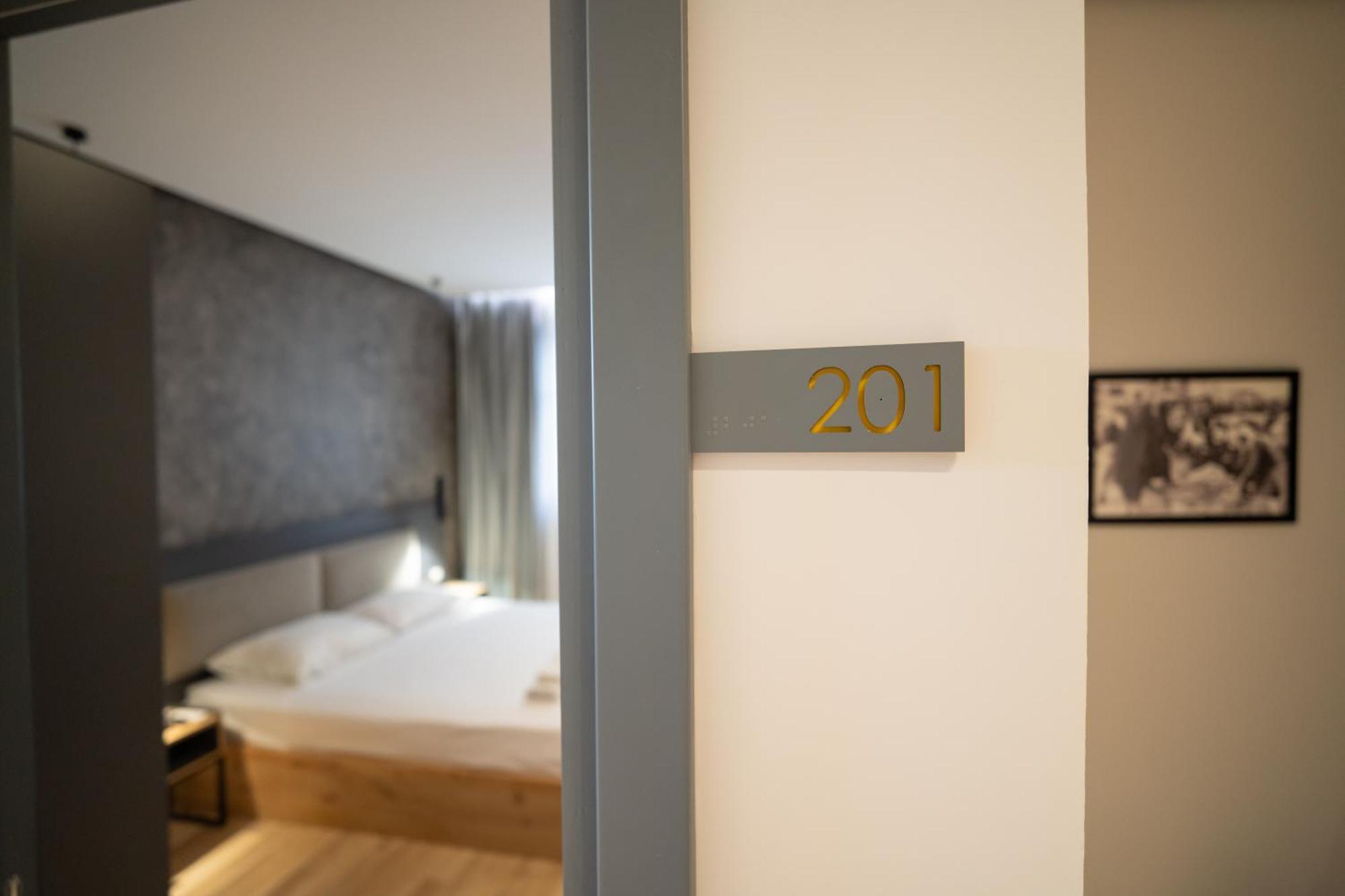 Center Boutique Hotel Tiran Dış mekan fotoğraf