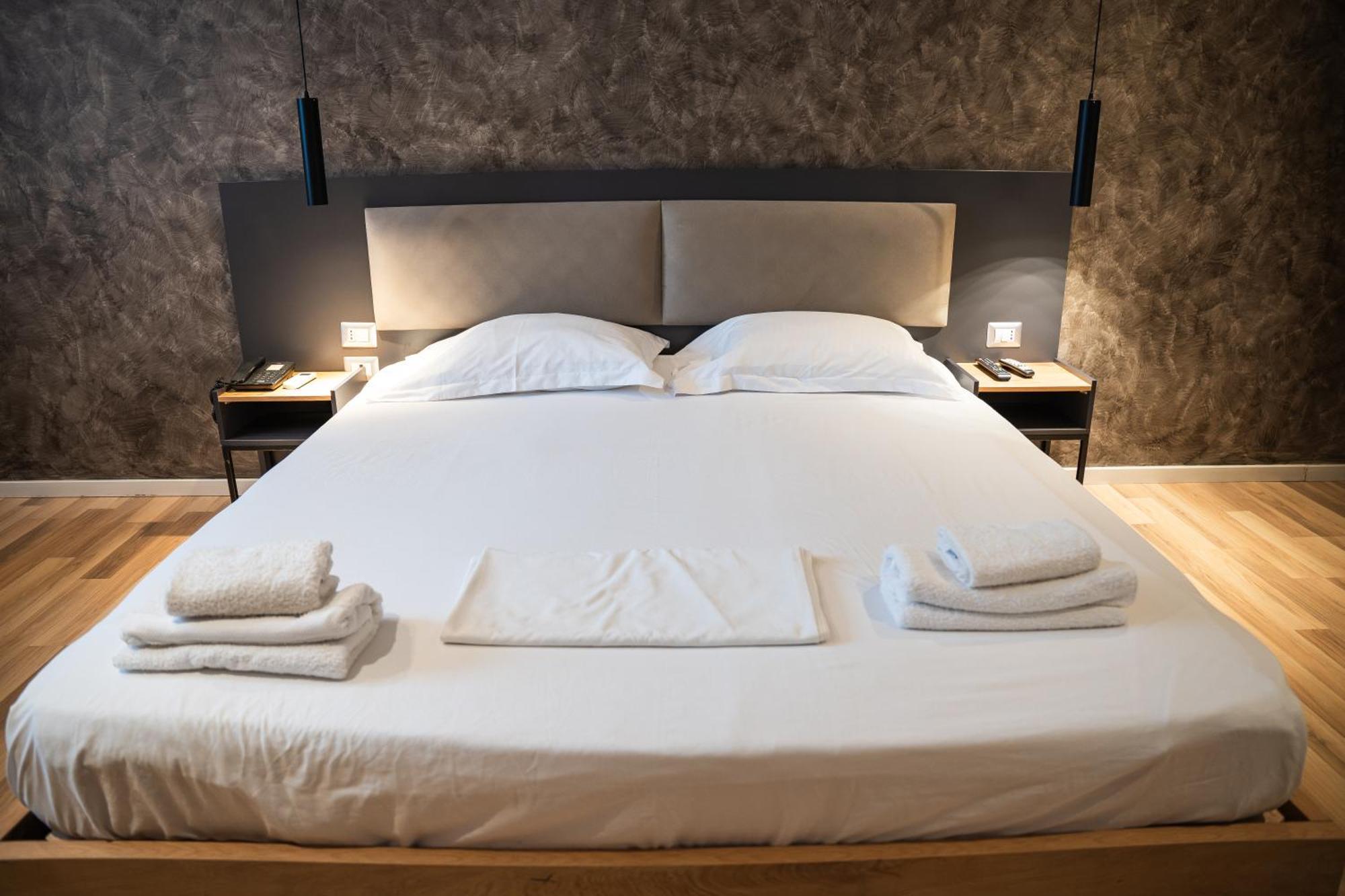Center Boutique Hotel Tiran Dış mekan fotoğraf