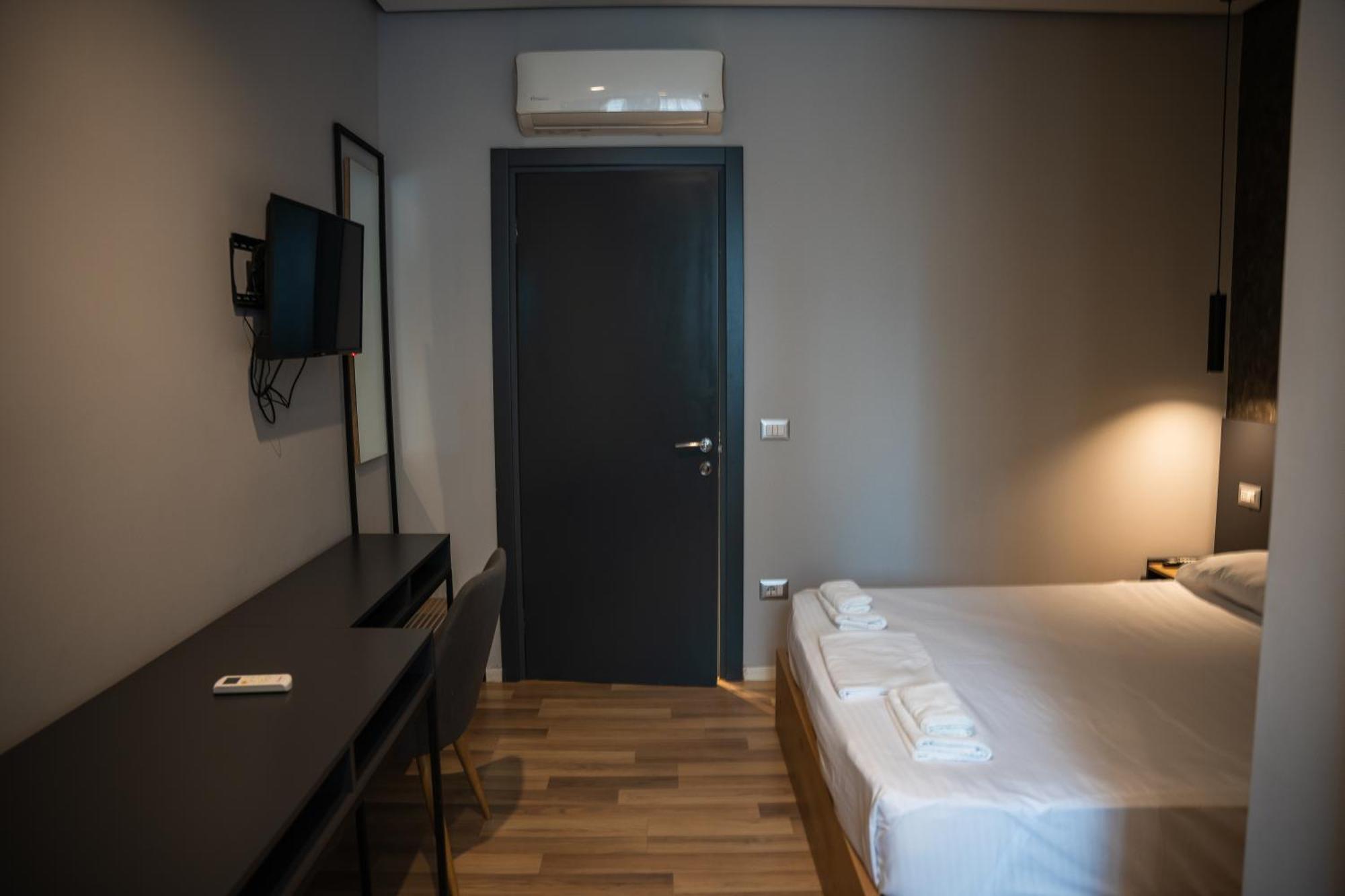 Center Boutique Hotel Tiran Dış mekan fotoğraf