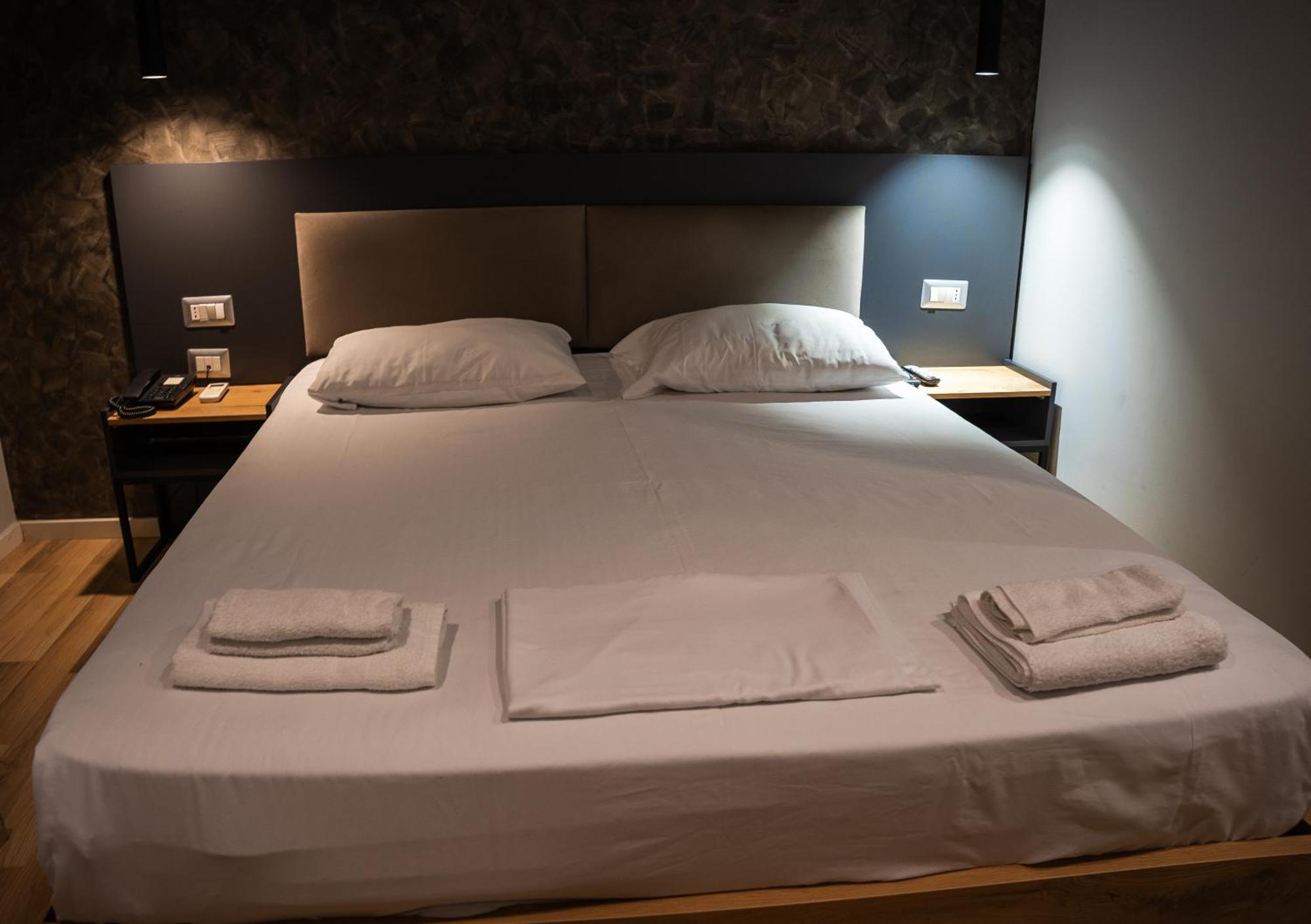 Center Boutique Hotel Tiran Dış mekan fotoğraf